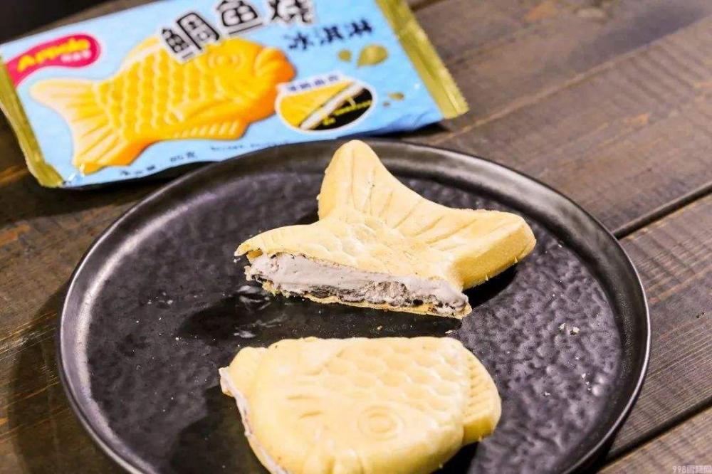 这个夏天网红雪糕评测,我亲测了11种雪糕后,发现就4款值得买回头率最高的是它(图7) 这个夏天网红雪糕评测,我亲测了11种雪糕后,发现就4款值得买回头率最高的是它(7)