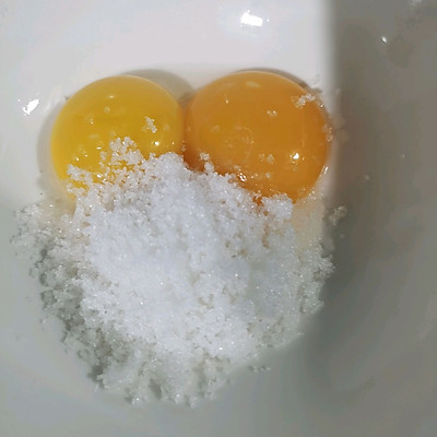 冰淇淋的制作方法）（最详细的自制冰激凌的做法）(1)